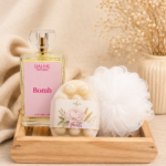 Kit Perfumes , sabonete, bucha e suporte de madeira