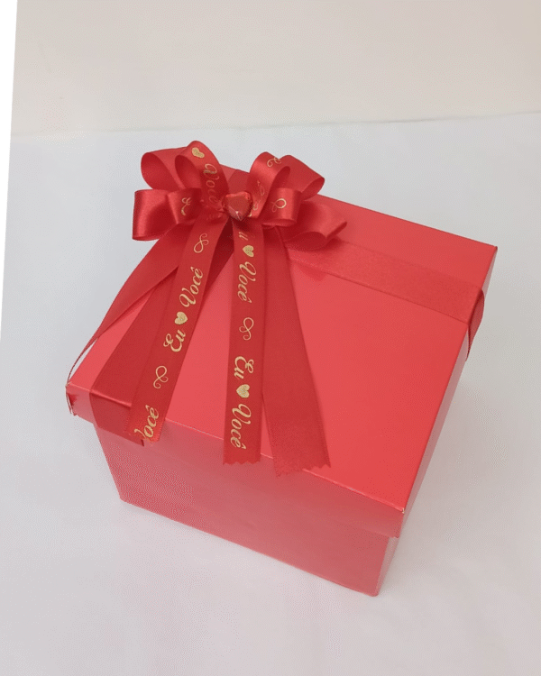 Kit Perfume  Revie Rose - Caixa quadrada com Ursinho - Imagem 2