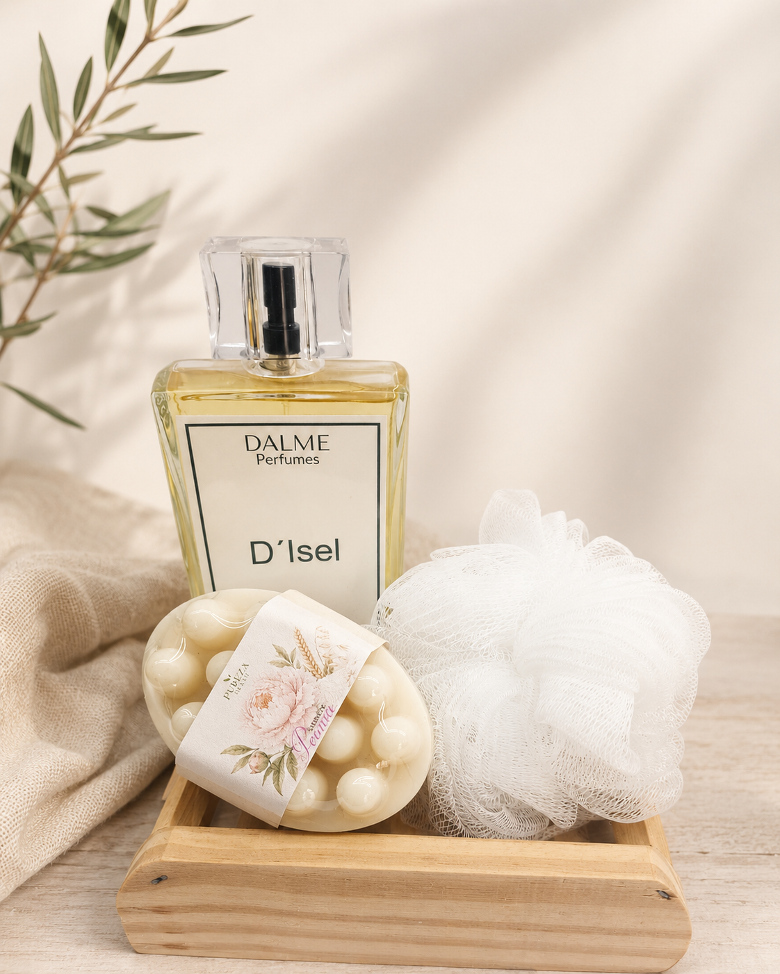 Kit Perfume, sabonete, bucha e suporte de madeira
